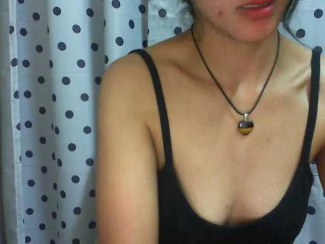 Freechat Cyah2 on BongaCams