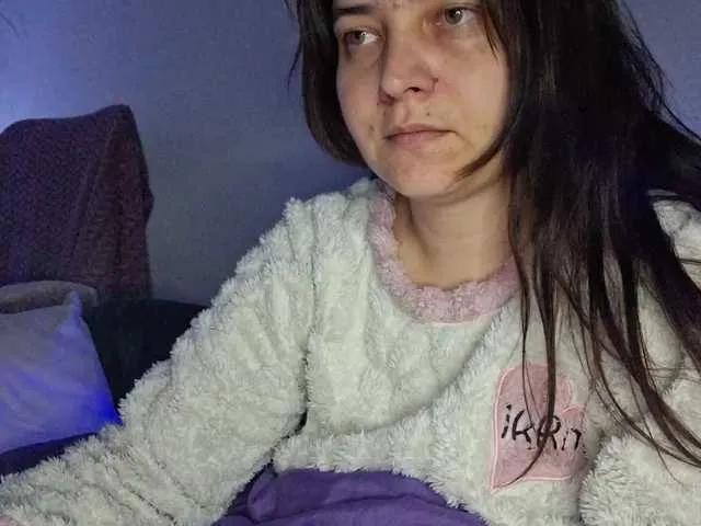 Offline CyndeeWinter on BongaCams