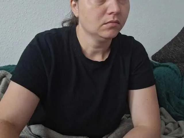 Offline CyndeeWinter on BongaCams