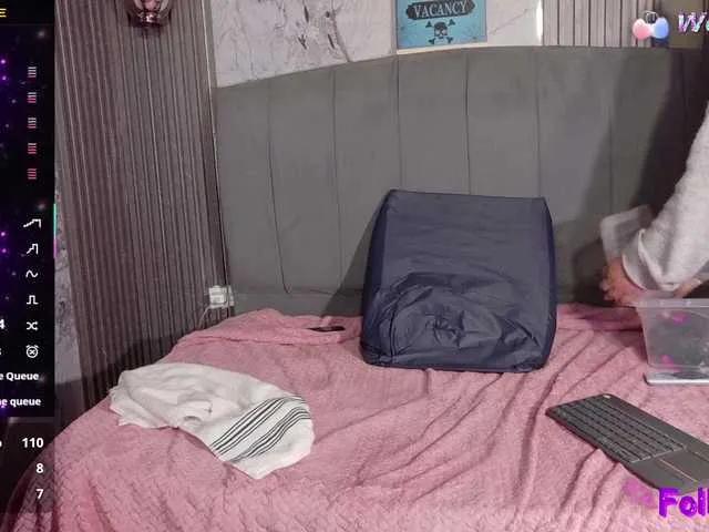 Freechat Danielaa-a on BongaCams