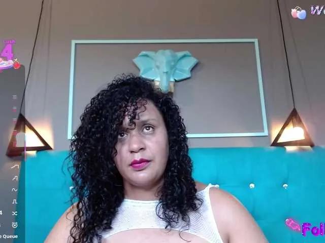 Freechat Danielaa-a on BongaCams