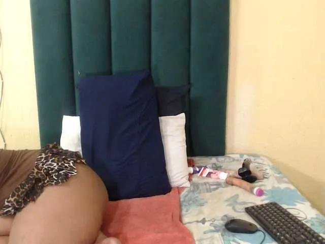 Offline DARKNLOVELYxxx99a on BongaCams