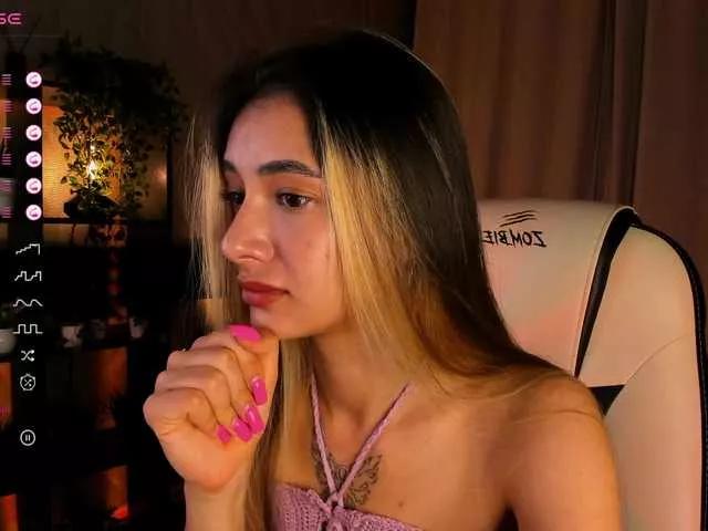 Freechat DarlaBelle on BongaCams