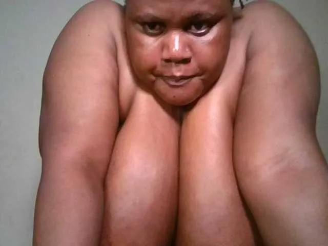 Offline Ebonymagixs on BongaCams