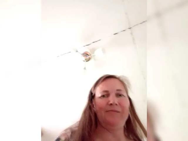 Freechat Elena565-1 on BongaCams