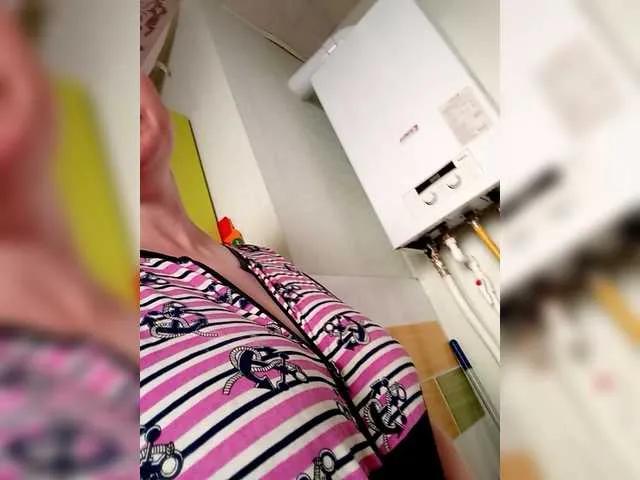 Freechat Elena565-1 on BongaCams