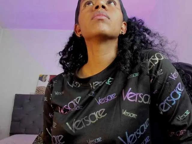 Offline Ellie-Alves on BongaCams