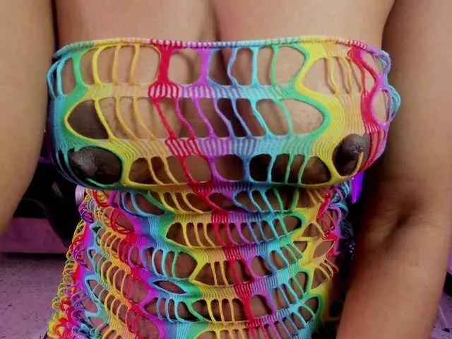 Offline Ellie-Alves on BongaCams