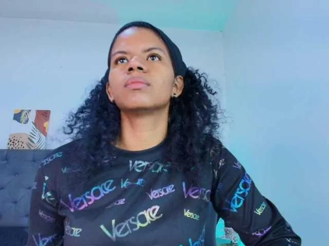 Offline Ellie-Alves on BongaCams