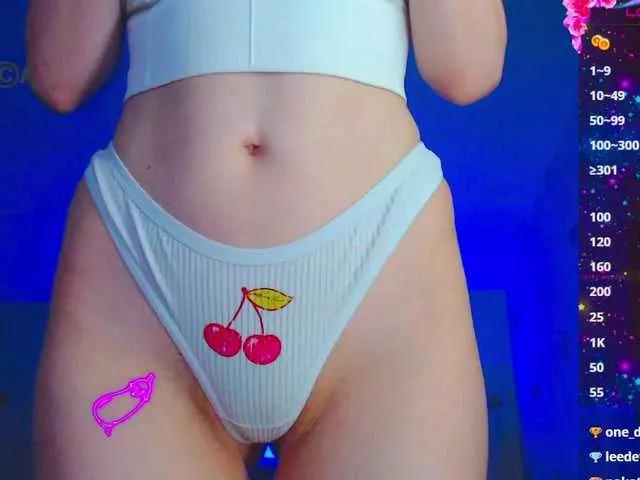 Offline Emelicristal on BongaCams