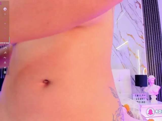 BongaCams EmilyLeah is Freechat EmilyLeah — A man who knows what he wants and is not afraid to ask for it. I melt when they speak to me dirty and look at me as if they went to devour me... I love has total control of ur emotions, also when you supplicate me for more. Make me feel desired ......