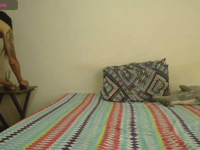 Offline emmaherby1 on BongaCams