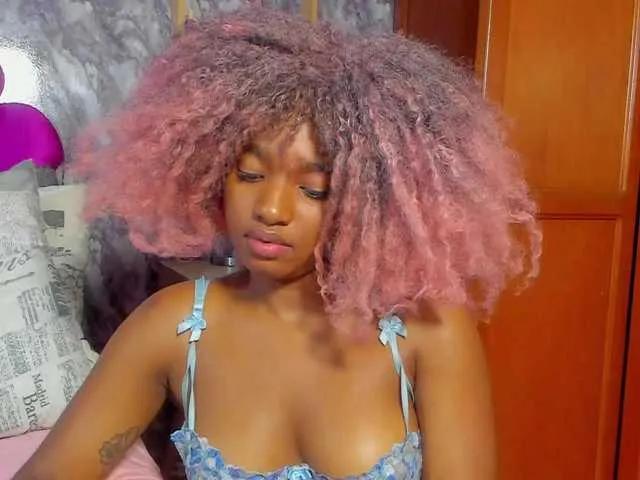 Offline EMMAPARIS on BongaCams