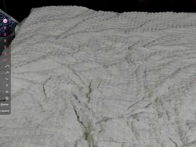 Offline EmmylieMorris on BongaCams