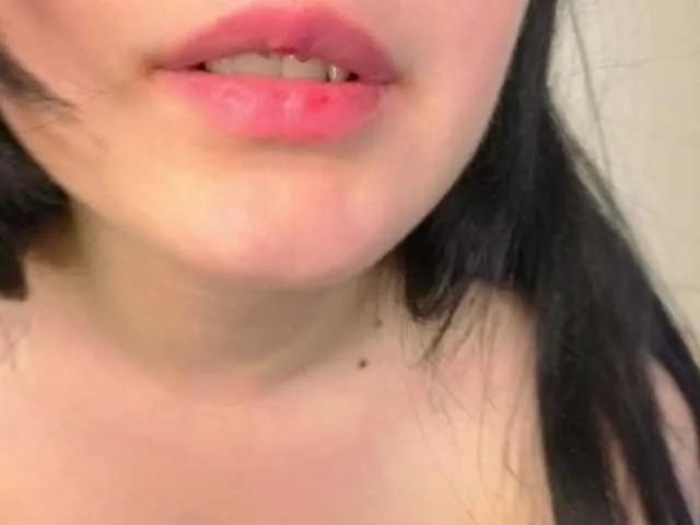 Offline EnricaElis on BongaCams