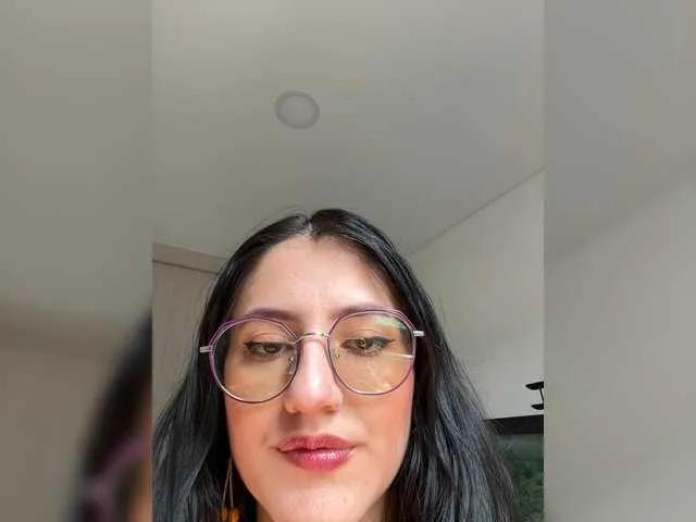 Freechat EvanShell1 on BongaCams