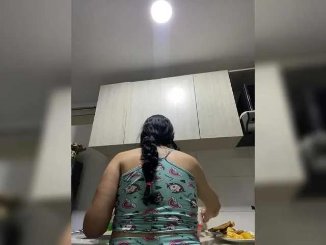 Freechat EvanShell1 on BongaCams