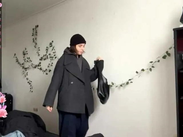 Offline EvonneHeally on BongaCams