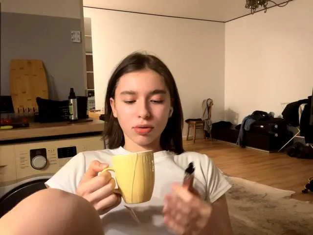 Offline EvonneHeally on BongaCams