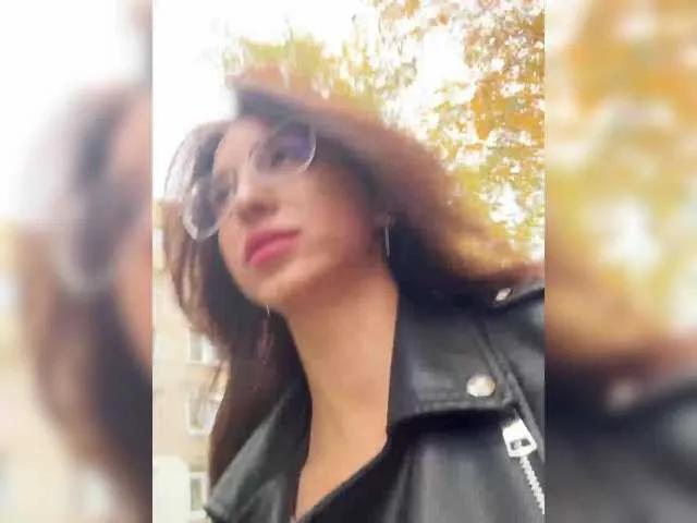 Offline EwaBrown on BongaCams