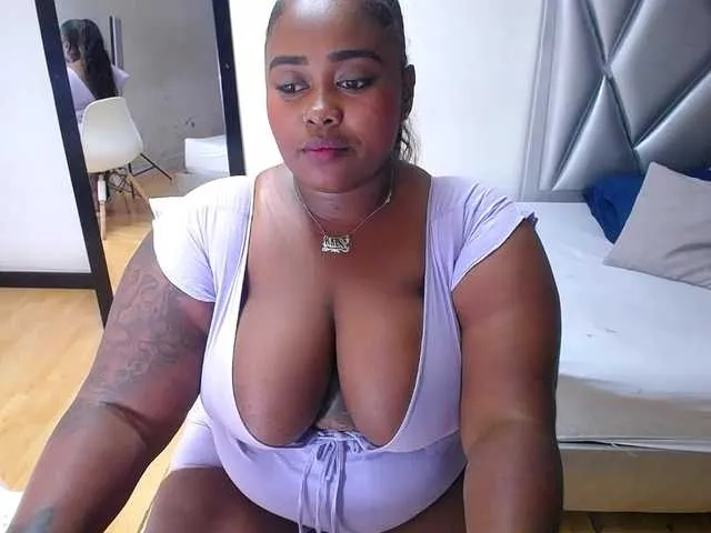 Offline exotic-karmella on BongaCams