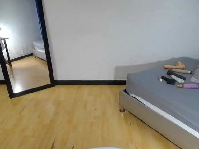 Offline exotic-karmella on BongaCams