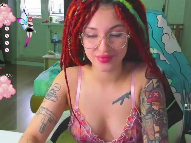 Offline folinskaayaa on BongaCams