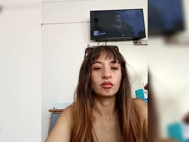 Offline gabyenlalunax on BongaCams