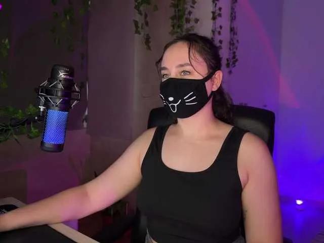 BongaCams GummyPeach is Freechat GummyPeach — I can be turned on by pleasant communication and respectful attitude towards me) and so, I like to look at myself when I dance, at my breasts, butt, stomach... mm, and I'm good