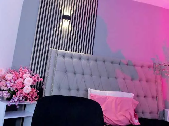 Offline GysellHanson on BongaCams