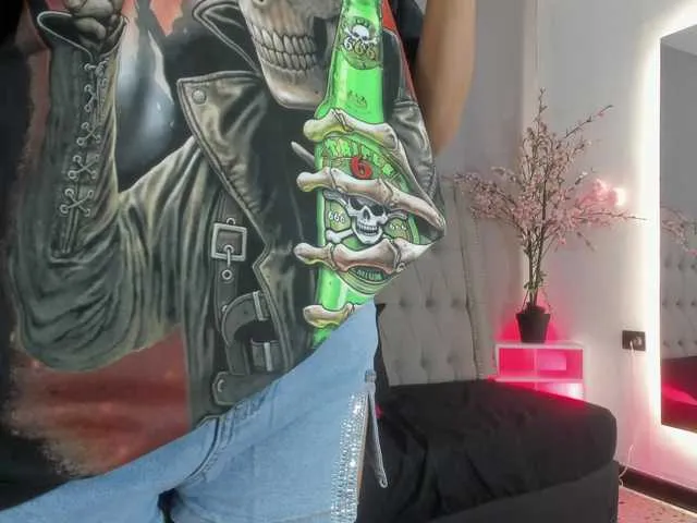 Offline GysellHanson on BongaCams