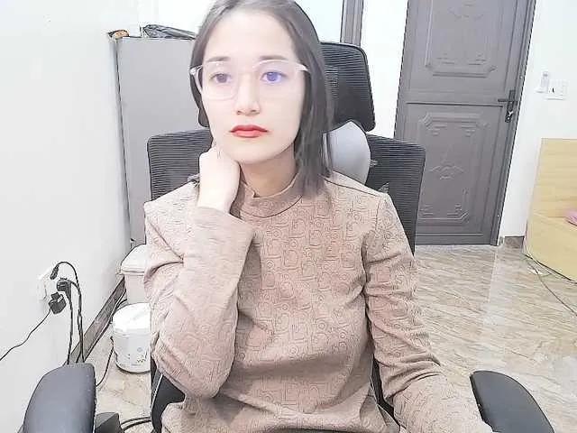 Offline Hana099 on BongaCams