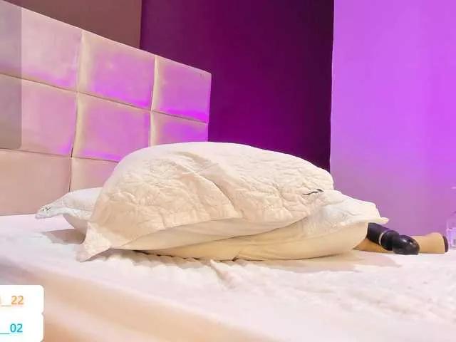 Offline Hanny02 on BongaCams