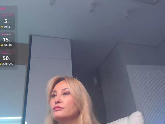 Freechat hold-me-tight on BongaCams