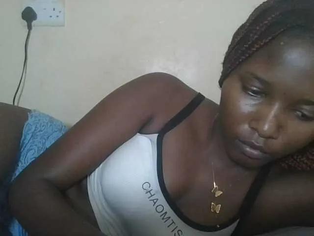 Offline Hornyqueen4 on BongaCams