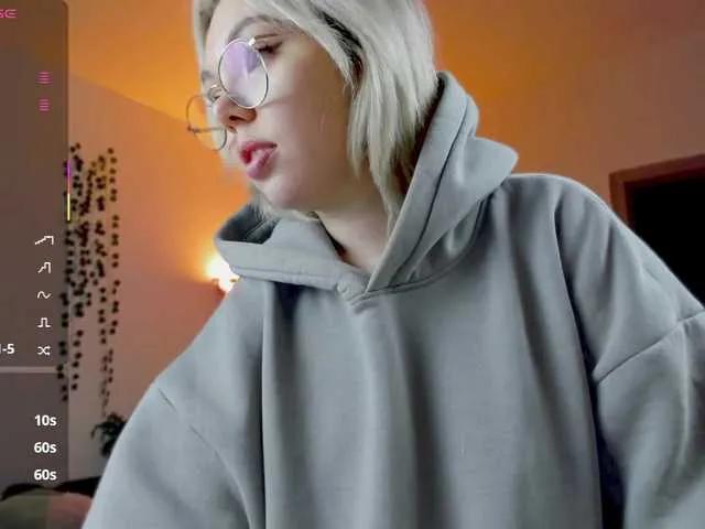 Offline hotbabatopp on BongaCams