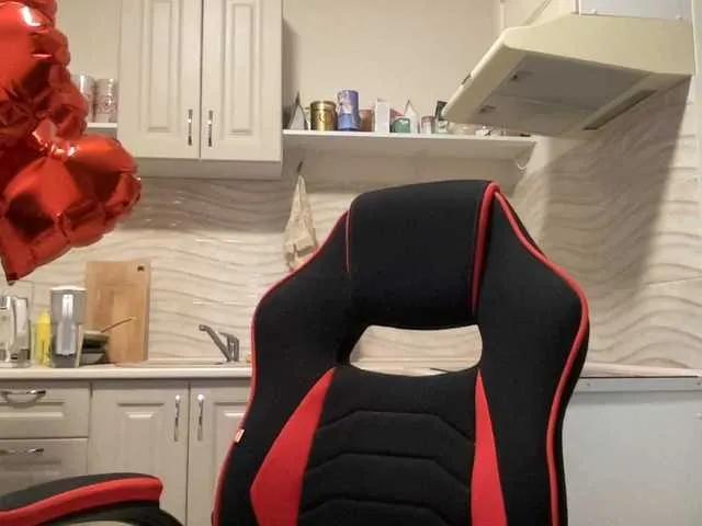 Freechat HotMilfPussy on BongaCams