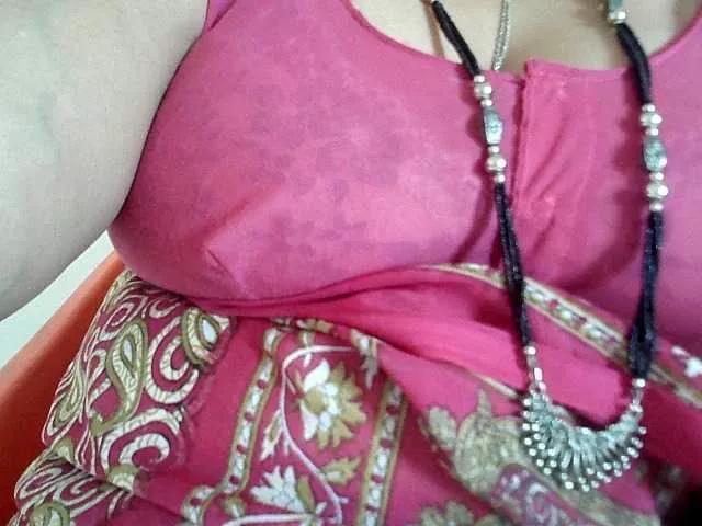 Freechat hotpavitra on BongaCams