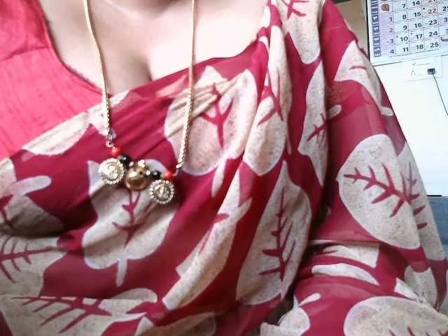 Freechat hotpavitra on BongaCams