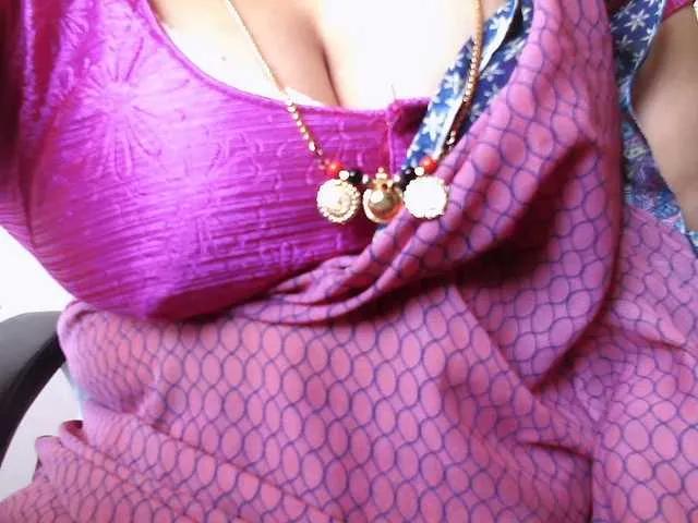 Freechat hotpavitra on BongaCams