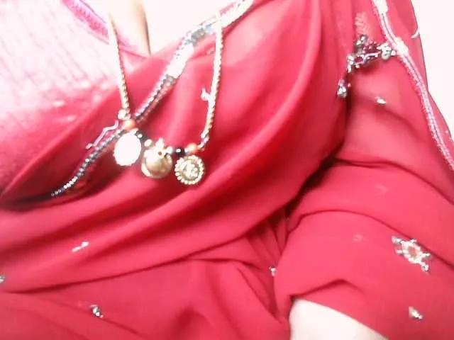 Freechat hotpavitra on BongaCams