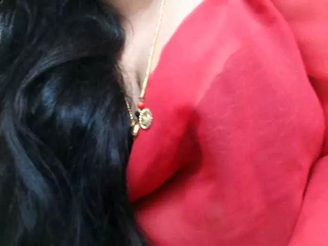 Freechat hotpavitra on BongaCams