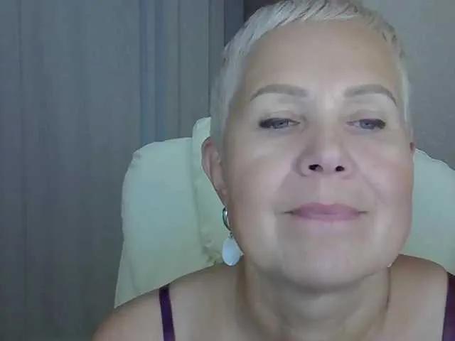 Freechat IFannyLove on BongaCams