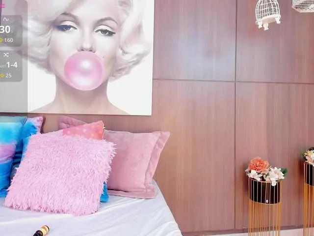 Freechat ImaniOkoye on BongaCams