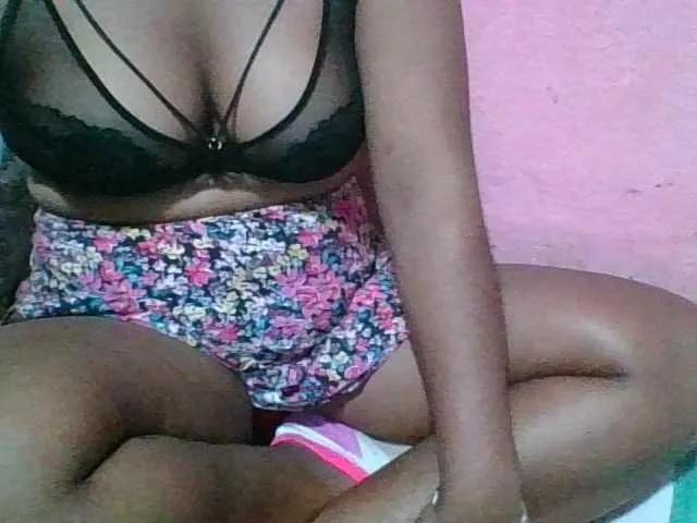 Freechat Imanoellah on BongaCams