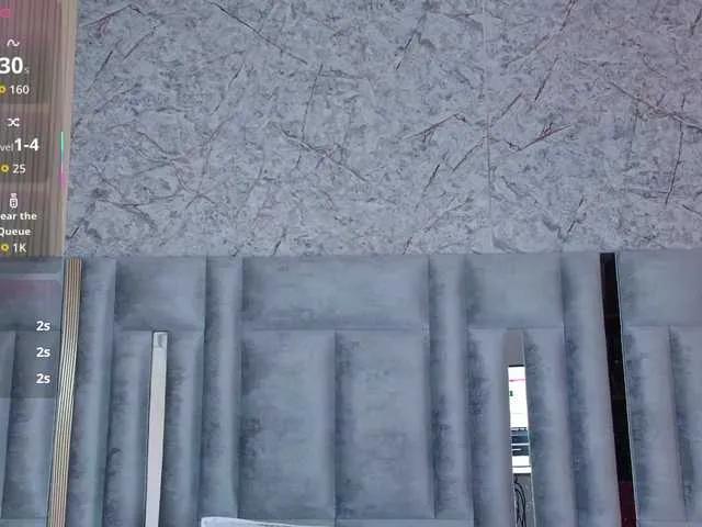 Offline innocenthazel on BongaCams