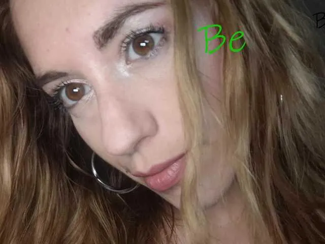 Offline Italian1Dream on BongaCams