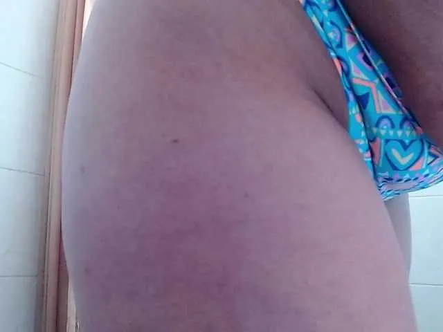 Offline Ivonne-collins33 on BongaCams