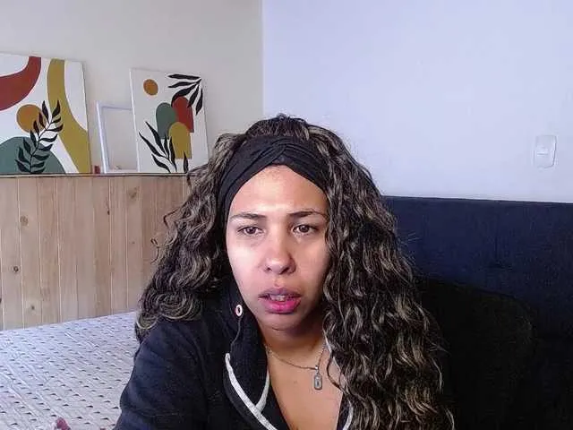 Offline Ivonne-collins33 on BongaCams