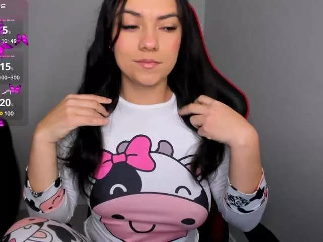 Freechat ivyy-scott on BongaCams